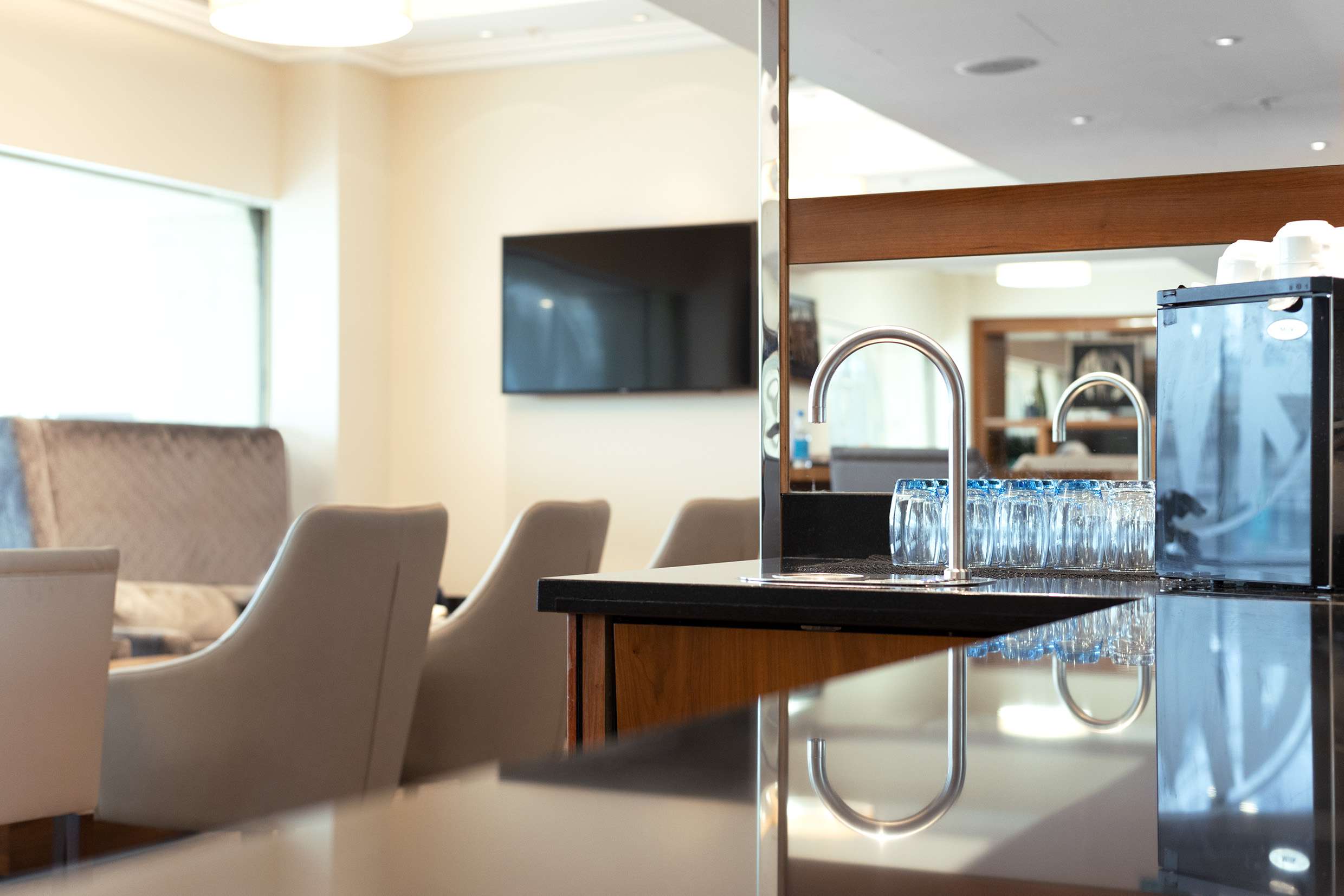 KUKreg4 certified Quatreau SmartTap installed at Hilton, Paddington.