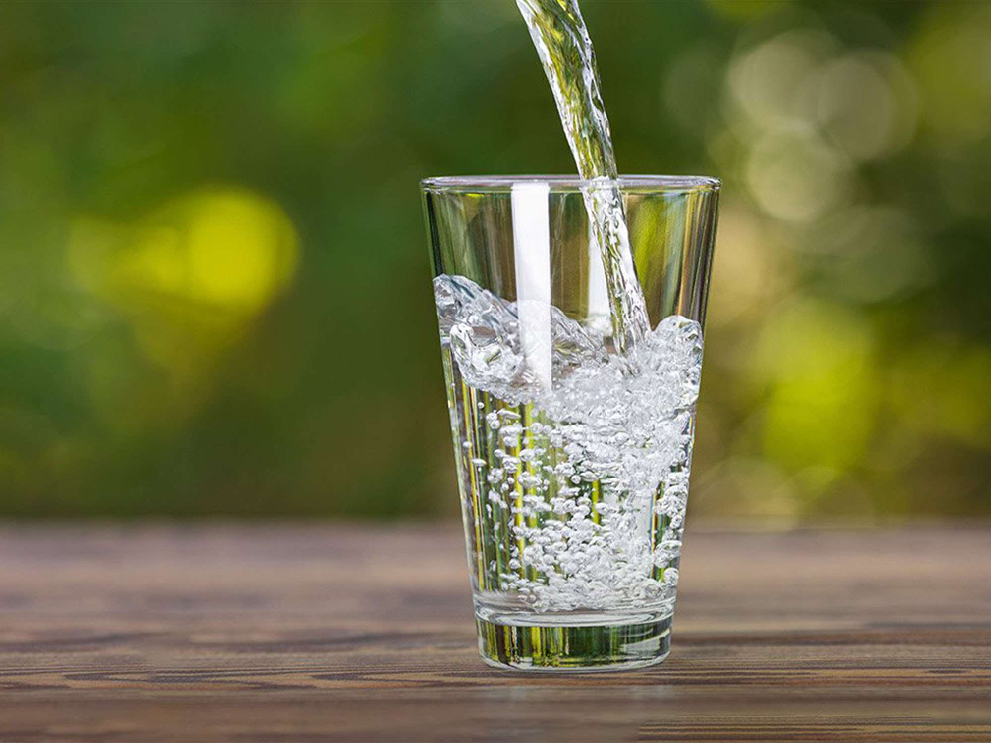 How to remove microplastics from tap water